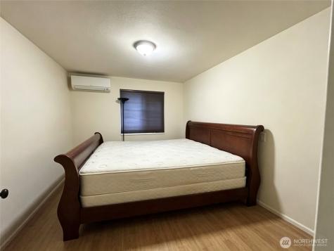 1836 NE 16th Street Renton WA 98056