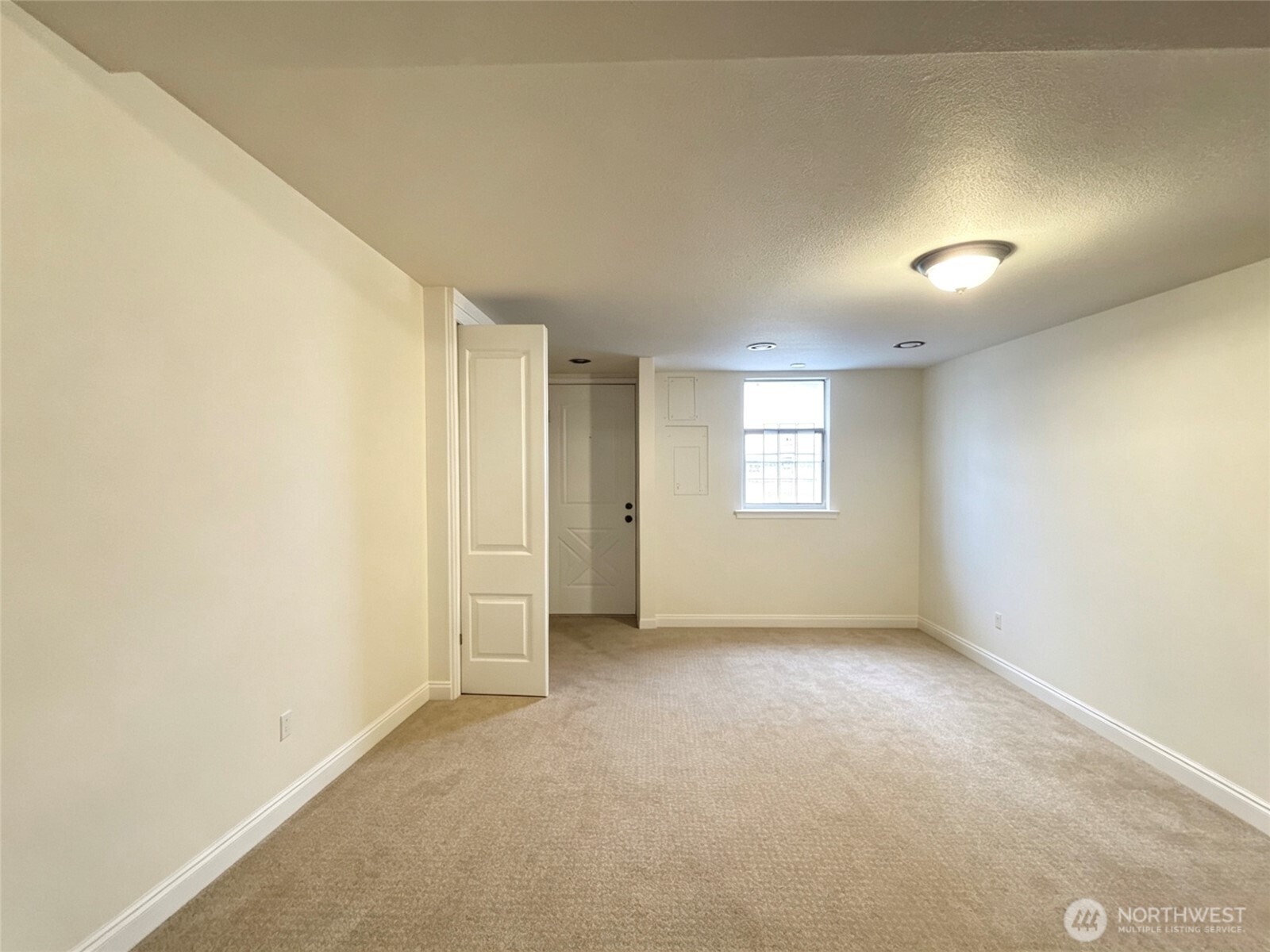 1836 NE 16th Street Renton WA 98056