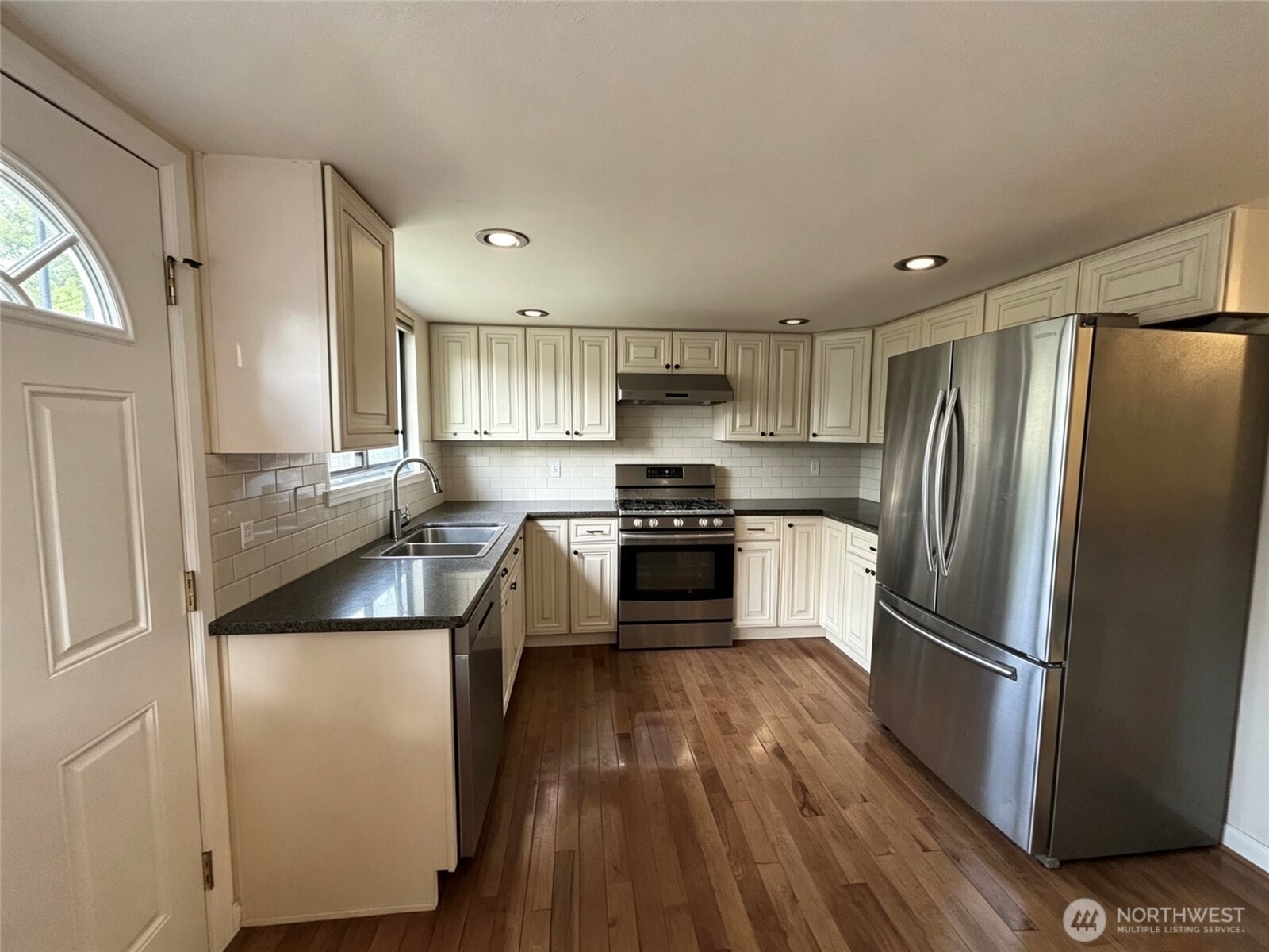 1836 NE 16th Street Renton WA 98056