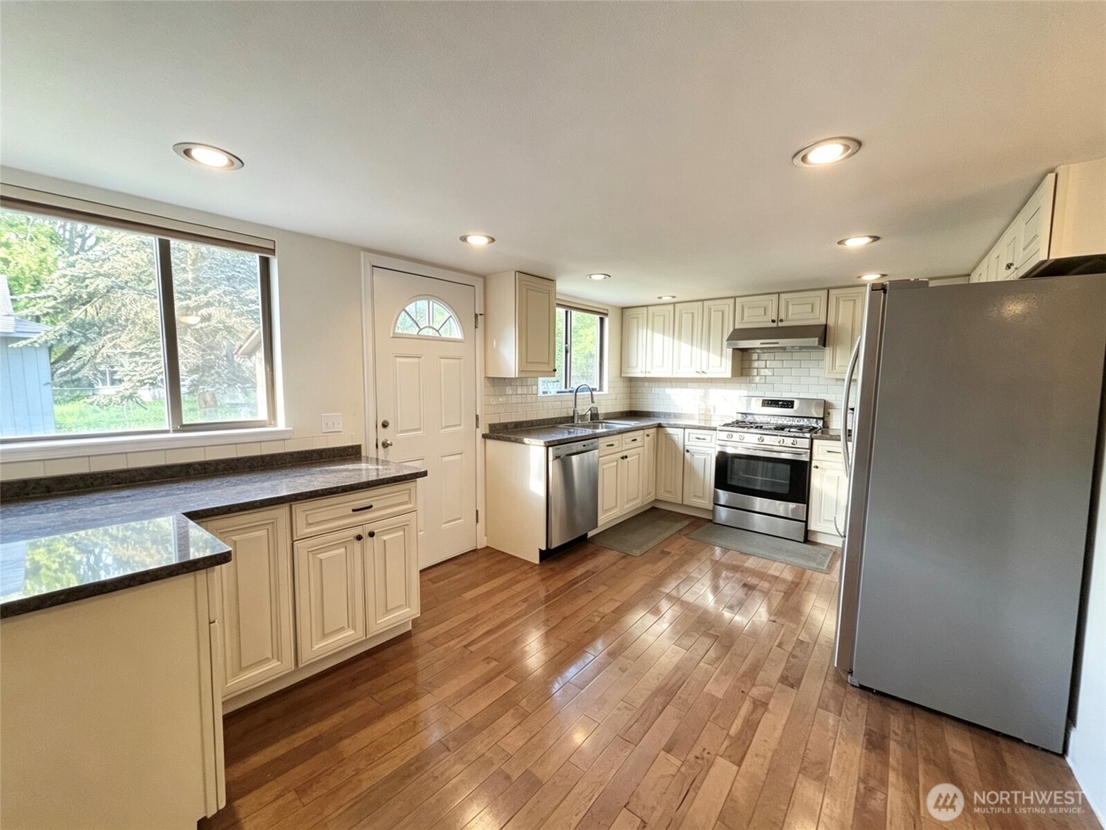 1836 NE 16th Street Renton WA 98056