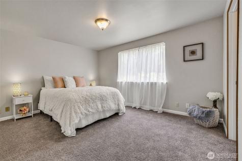 3125 59th Avenue NE Tacoma WA 98422