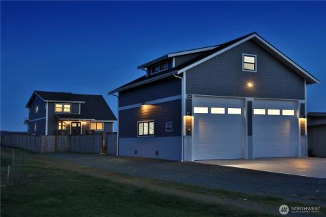 2805 N Bluff Road Greenbank WA 98253