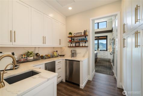149 Reserve Lane Manson WA 98831