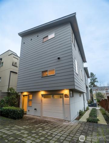 4413 Meridian Avenue N Seattle WA 98103