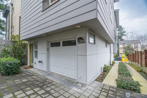 4413 Meridian Avenue N Seattle WA 98103