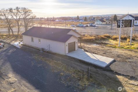419 5th Avenue Soap Lake WA 98851