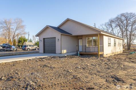 419 5th Avenue Soap Lake WA 98851