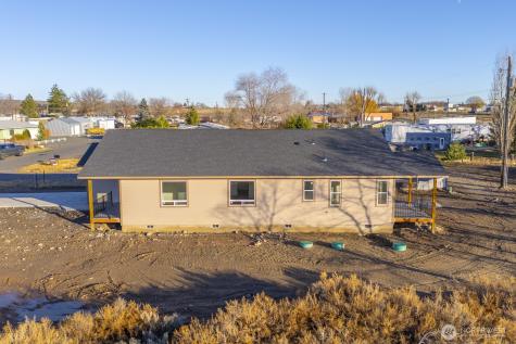 419 5th Avenue Soap Lake WA 98851