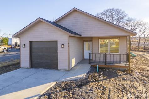419 5th Avenue Soap Lake WA 98851