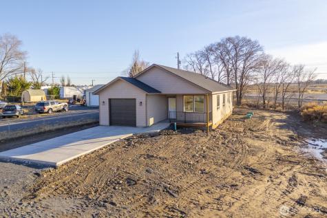 419 5th Avenue Soap Lake WA 98851