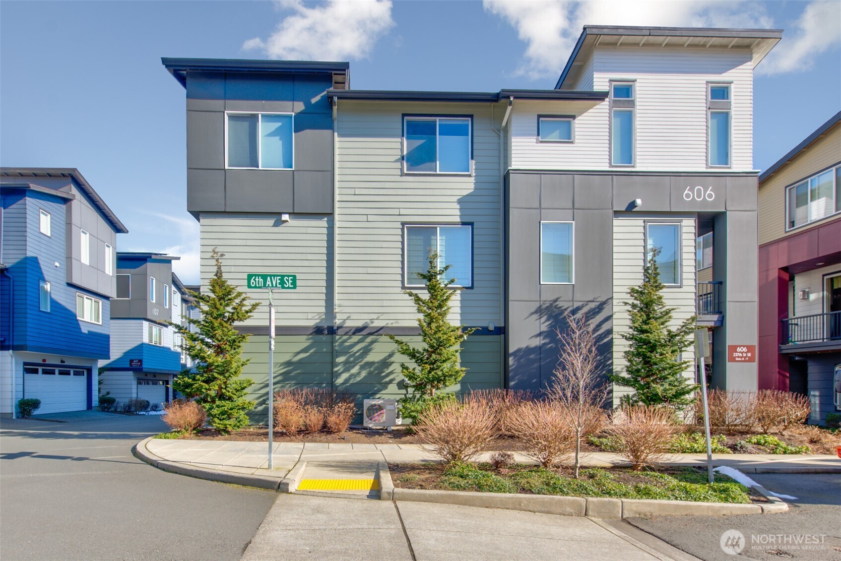 606 237th Street SE Bothell WA 98021