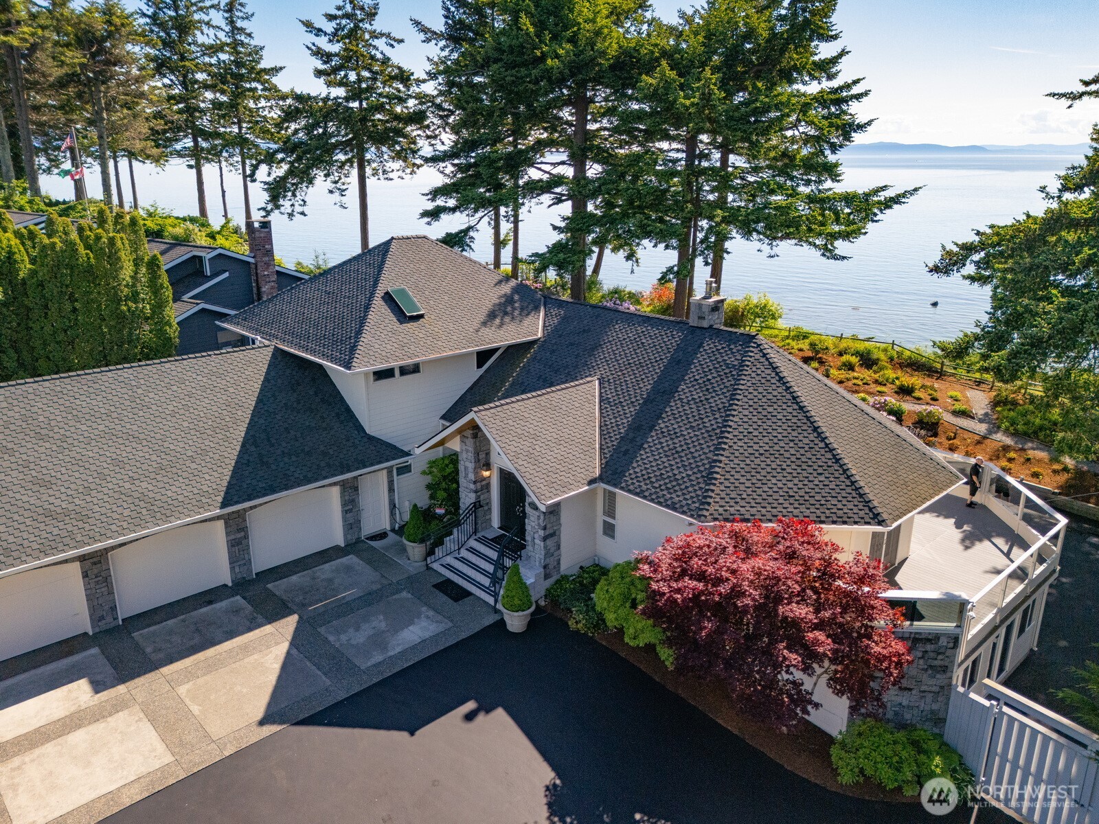 6867 Holeman Avenue Blaine WA 98230