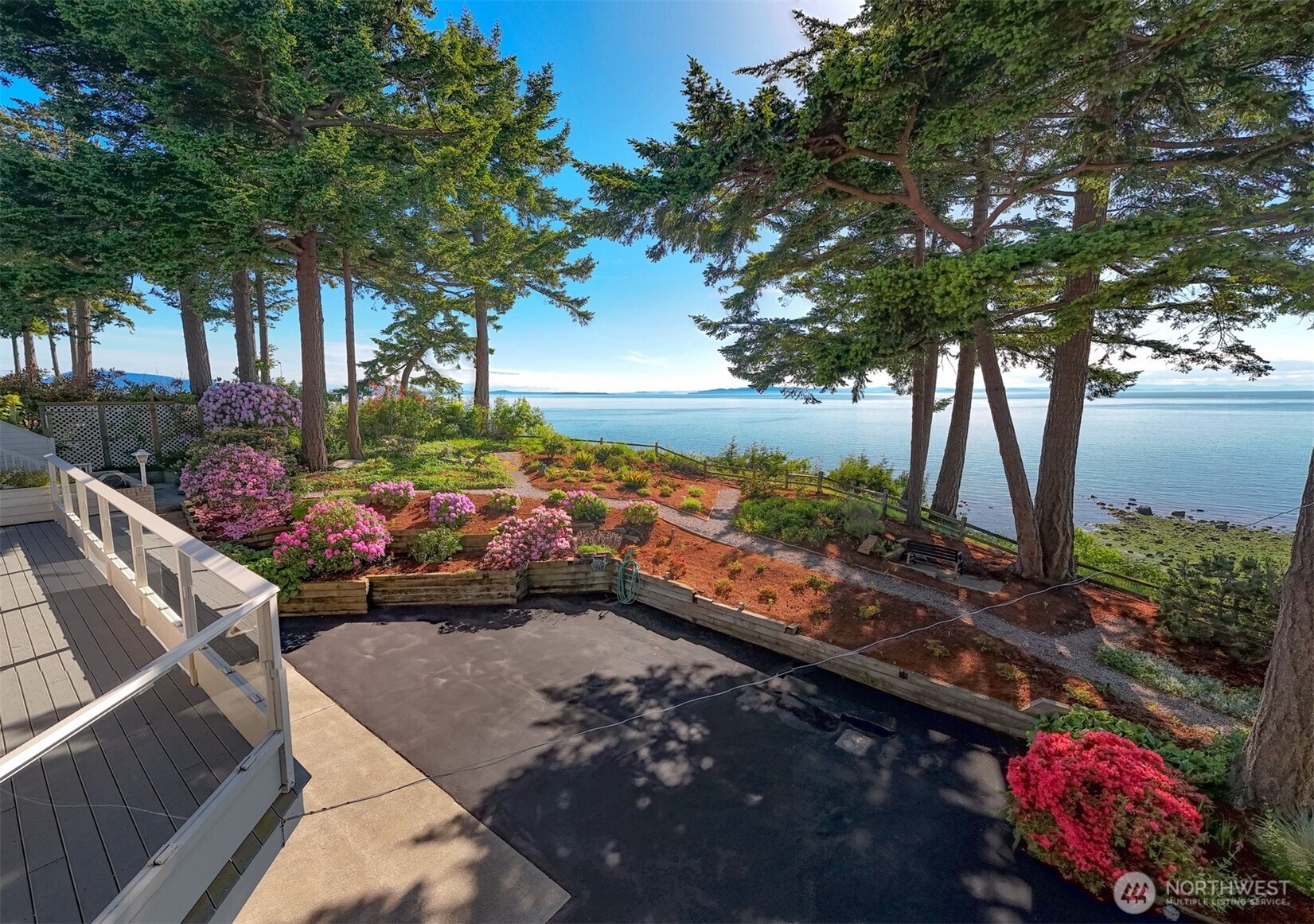 6867 Holeman Avenue Blaine WA 98230