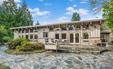 16 Cascade Key Bellevue WA 98006