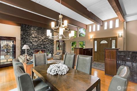 16 Cascade Key Bellevue WA 98006