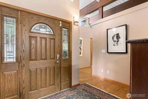16 Cascade Key Bellevue WA 98006