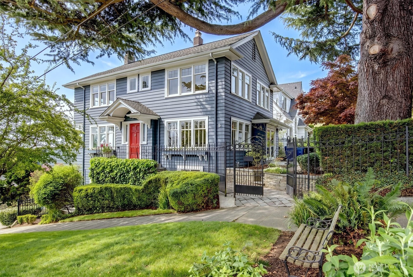 371 Prospect Street Seattle WA 98109