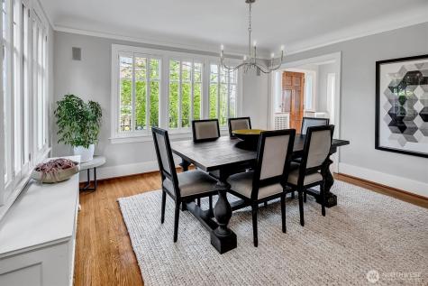 371 Prospect Street Seattle WA 98109