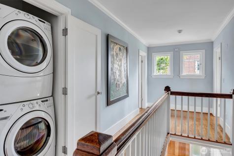 371 Prospect Street Seattle WA 98109