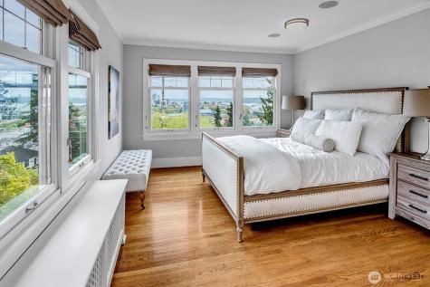 371 Prospect Street Seattle WA 98109