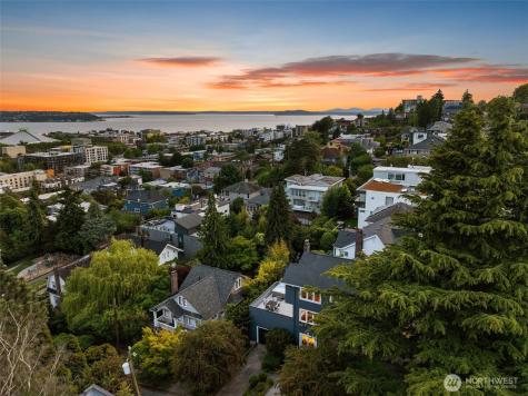 371 Prospect Street Seattle WA 98109