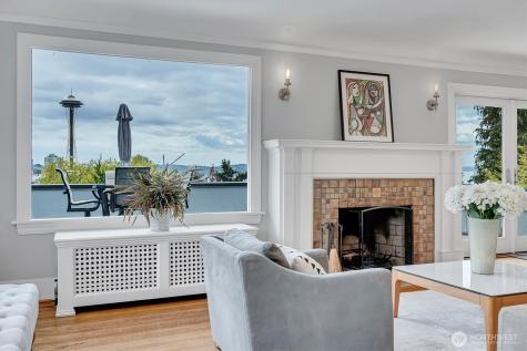 371 Prospect Street Seattle WA 98109