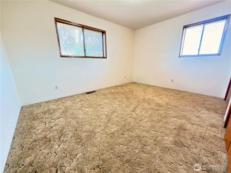 504 9th Avenue Oroville WA 98844