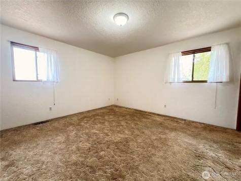504 9th Avenue Oroville WA 98844