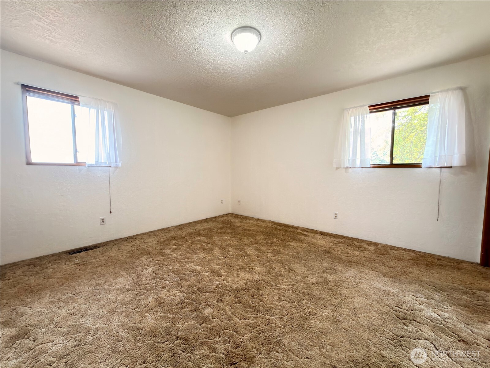 504 9th Avenue Oroville WA 98844
