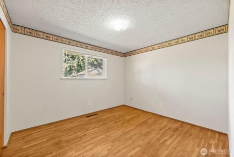10425 123rd Street Court E Puyallup WA 98374
