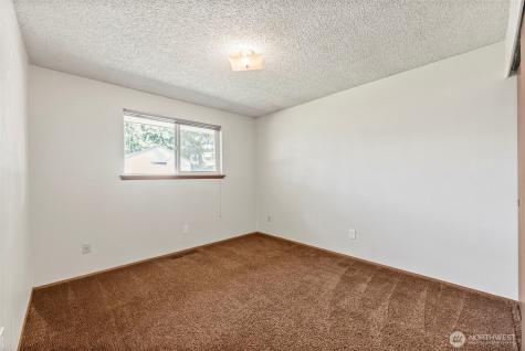 10425 123rd Street Court E Puyallup WA 98374