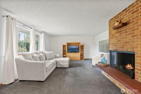 10425 123rd Street Court E Puyallup WA 98374