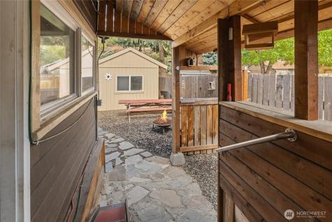 110 W 3rd Street Cle Elum WA 98922