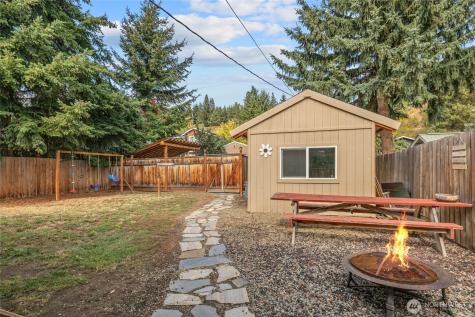 110 W 3rd Street Cle Elum WA 98922