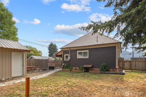 110 W 3rd Street Cle Elum WA 98922