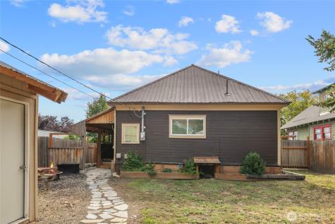 110 W 3rd Street Cle Elum WA 98922