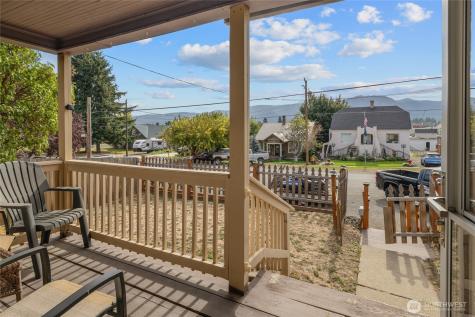 110 W 3rd Street Cle Elum WA 98922