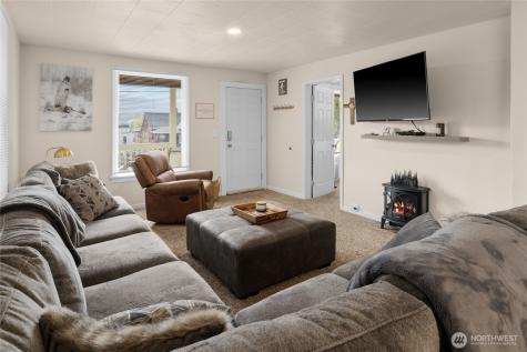 110 W 3rd Street Cle Elum WA 98922