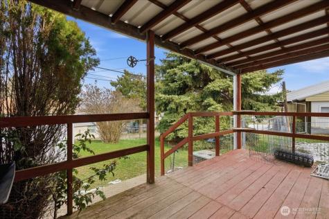 121 Dill Avenue Grand Coulee WA 99133