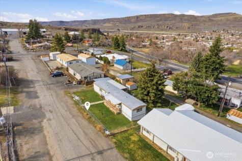121 Dill Avenue Grand Coulee WA 99133