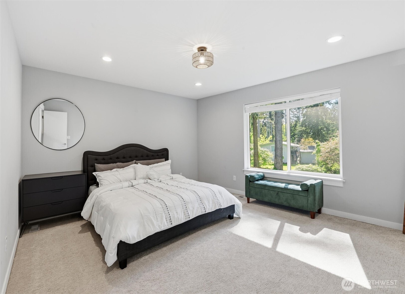 12102 10th Drive SE Everett WA 98208