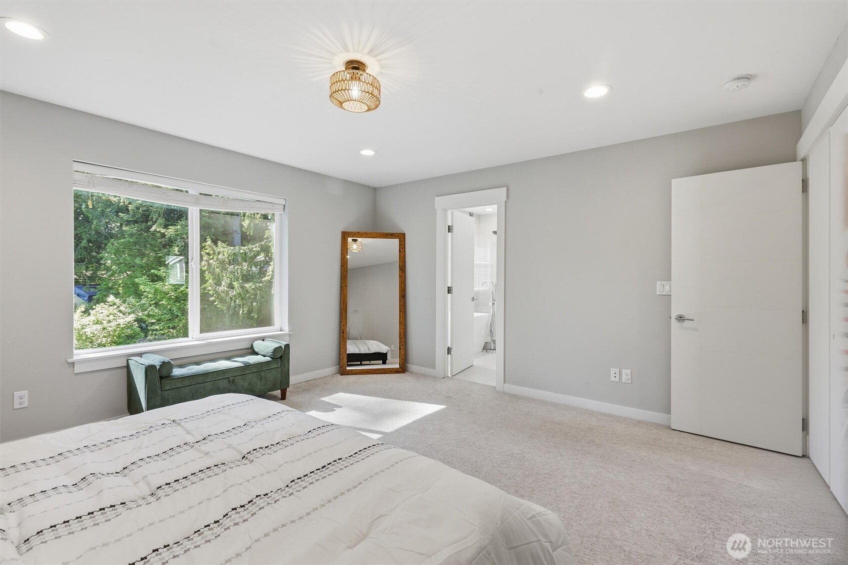 12102 10th Drive SE Everett WA 98208