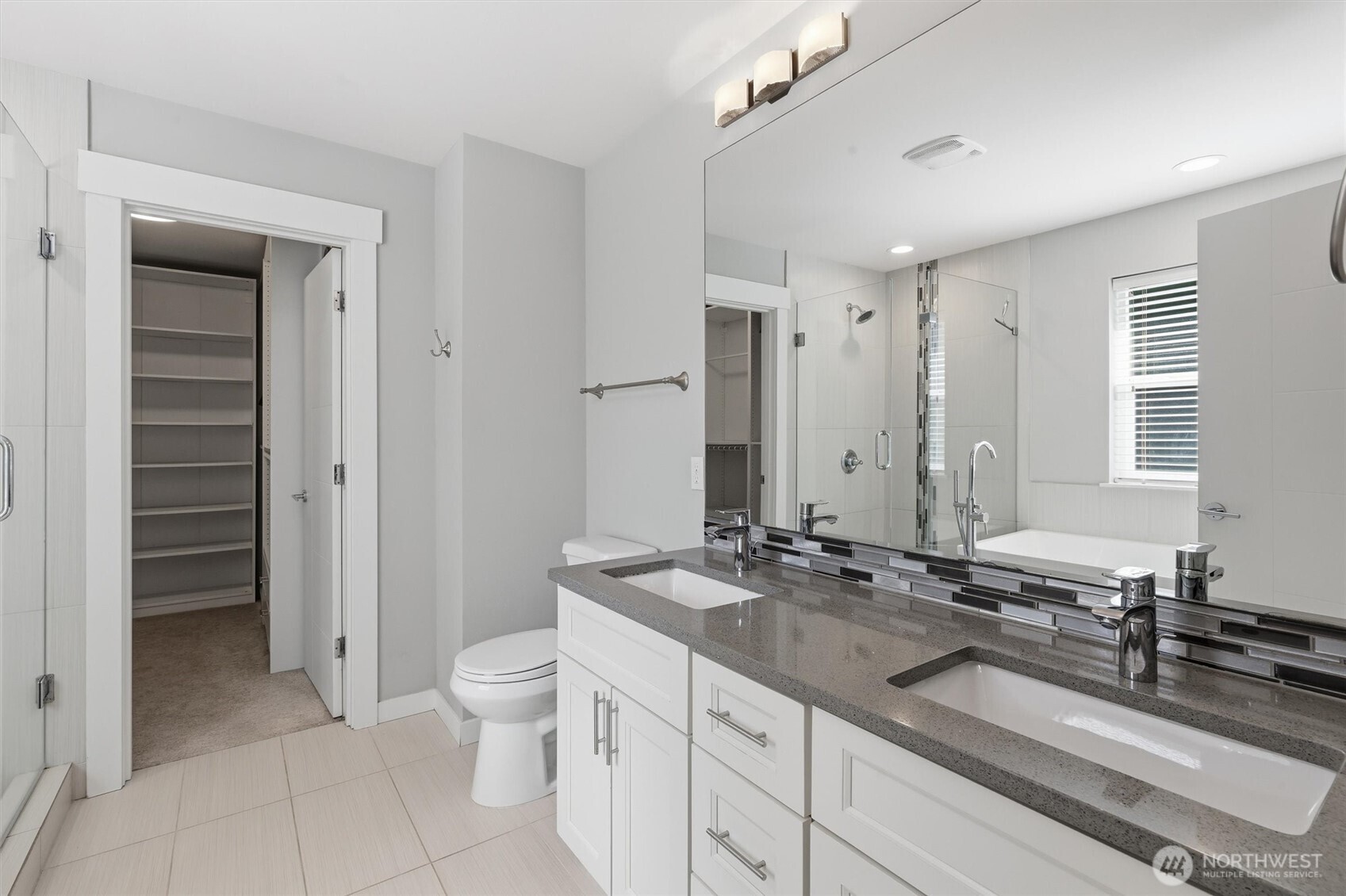 12102 10th Drive SE Everett WA 98208