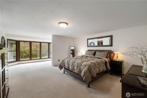 36607 9th Avenue SW Federal Way WA 98023