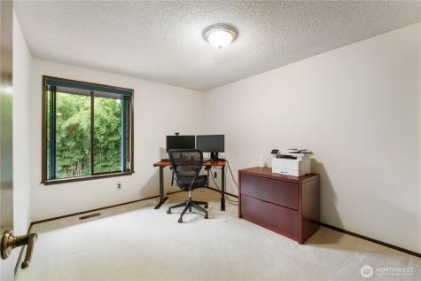 36607 9th Avenue SW Federal Way WA 98023