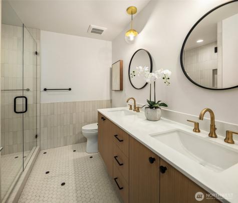 3616 Francis Avenue N Seattle WA 98103