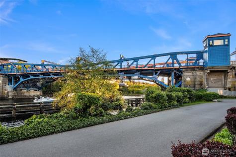3616 Francis Avenue N Seattle WA 98103