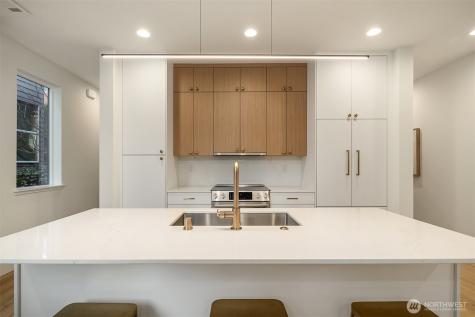 3616 Francis Avenue N Seattle WA 98103