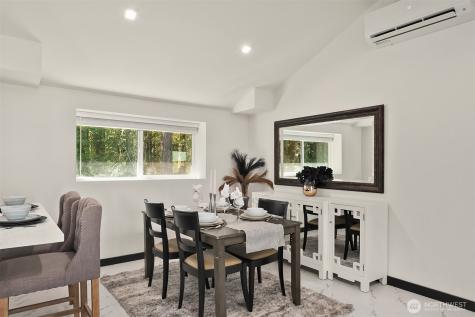 2027 219th Lane SE Sammamish WA 98075