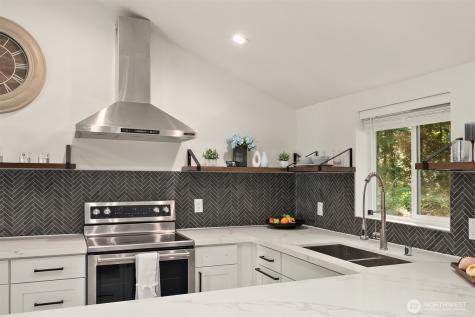 2027 219th Lane SE Sammamish WA 98075